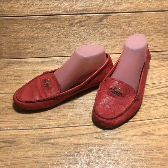 Coach women red leather loafers, leather lining, some peelings inside size 9 - Picture 1 of 10